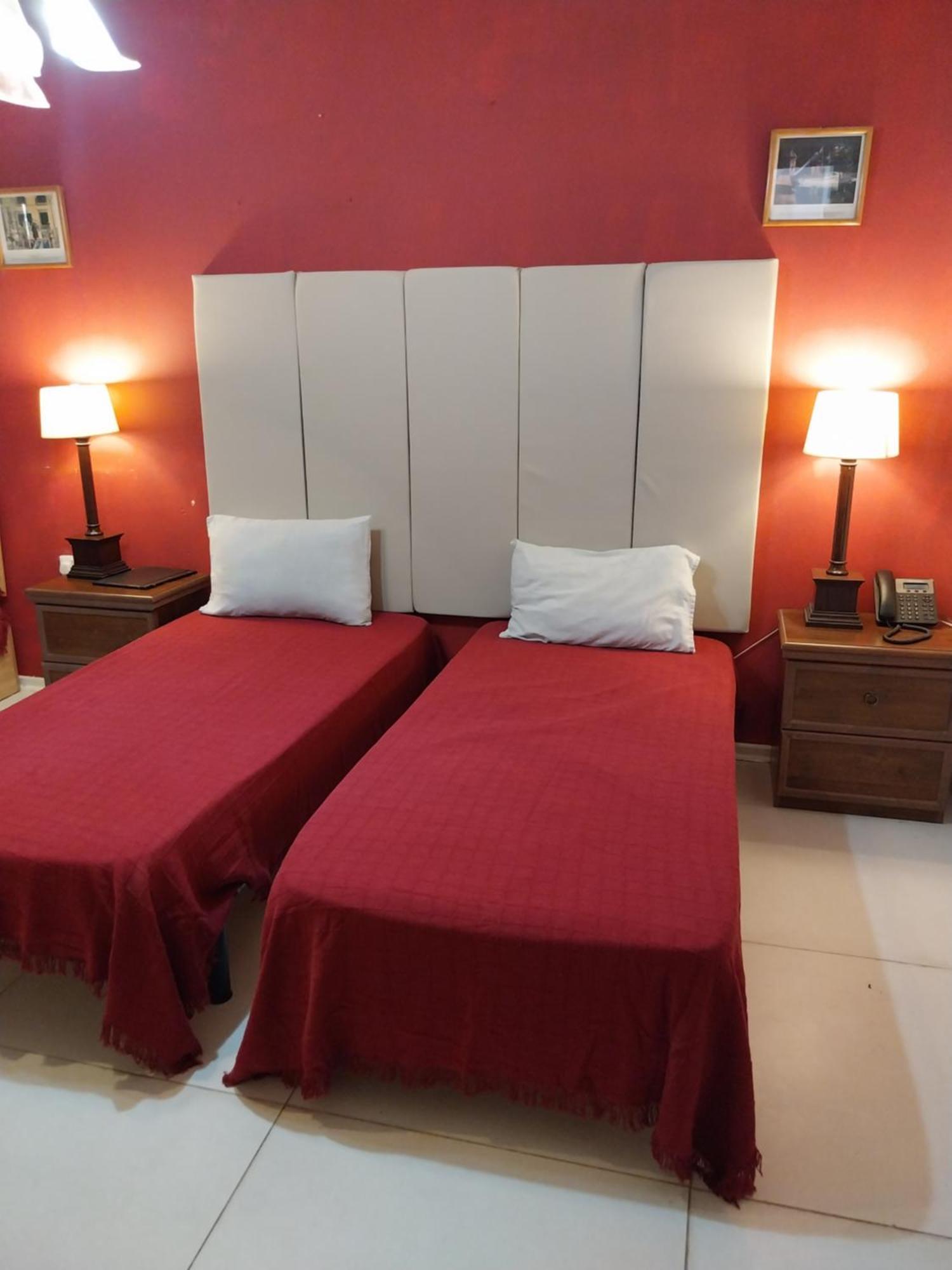 Whitestar Guesthouse Салина Экстерьер фото