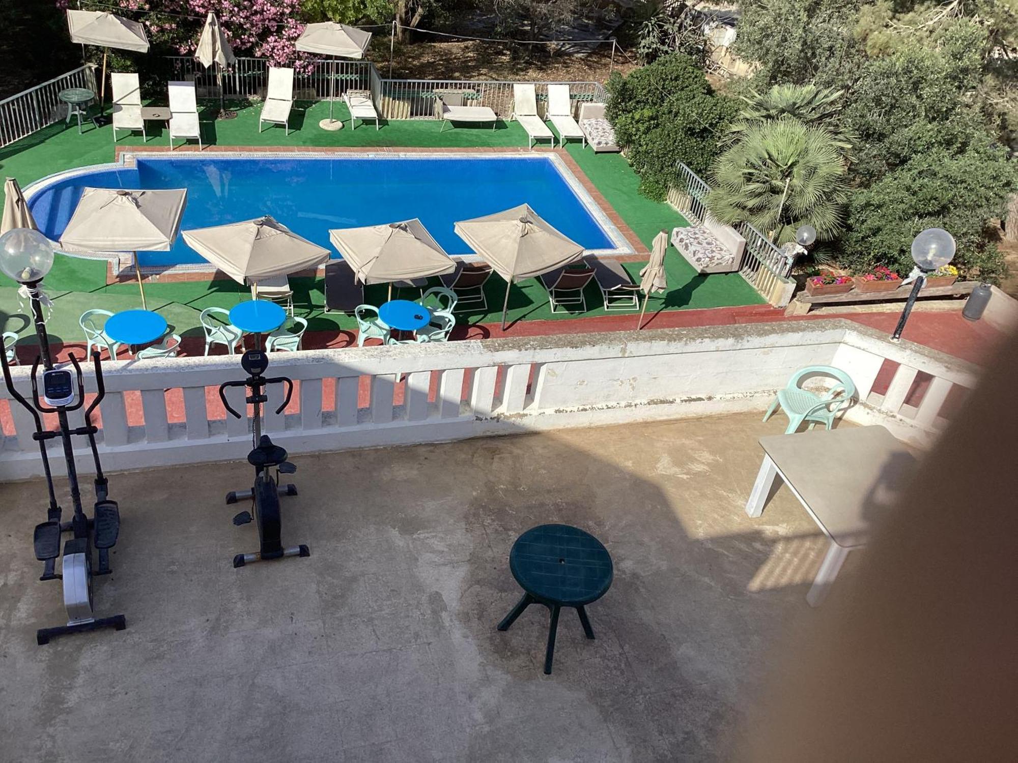 Whitestar Guesthouse Салина Экстерьер фото
