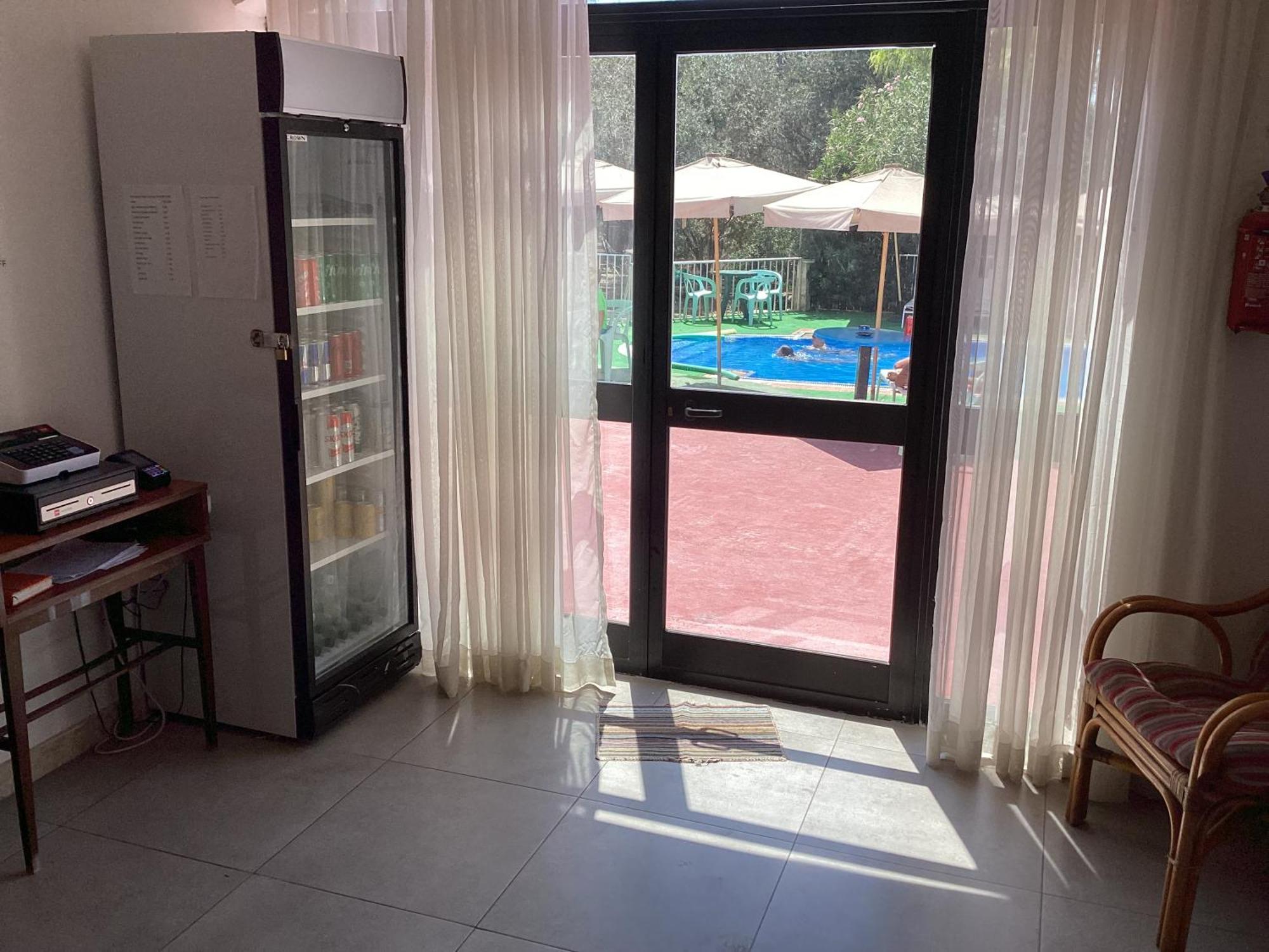 Whitestar Guesthouse Салина Экстерьер фото