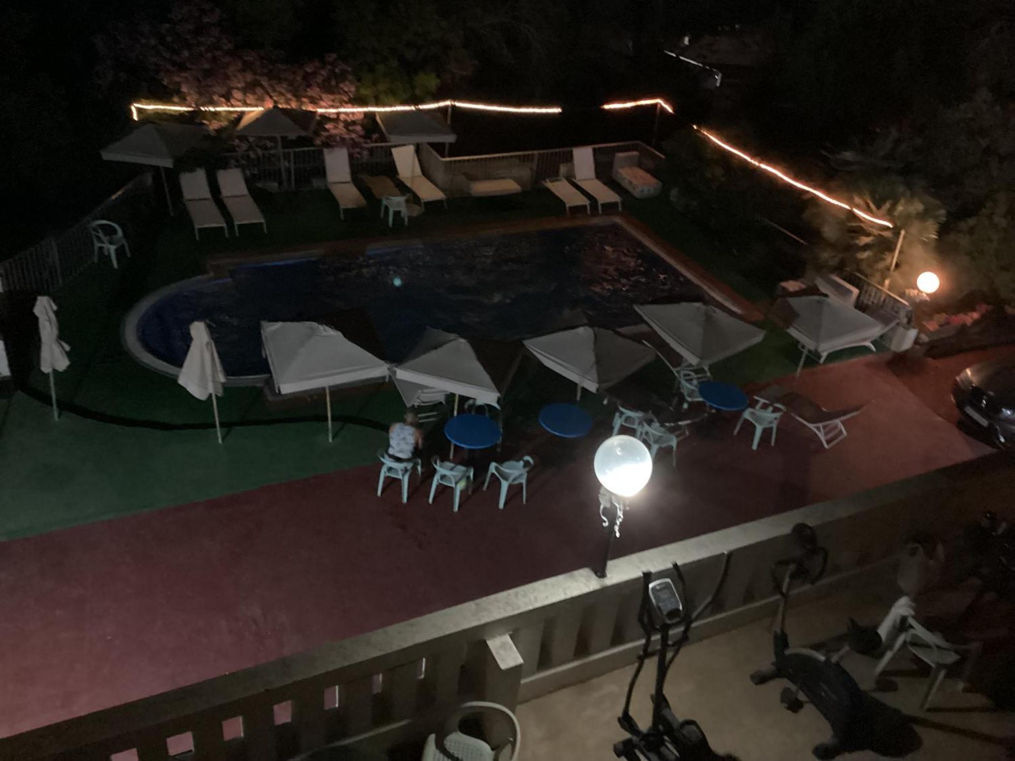 Whitestar Guesthouse Салина Экстерьер фото