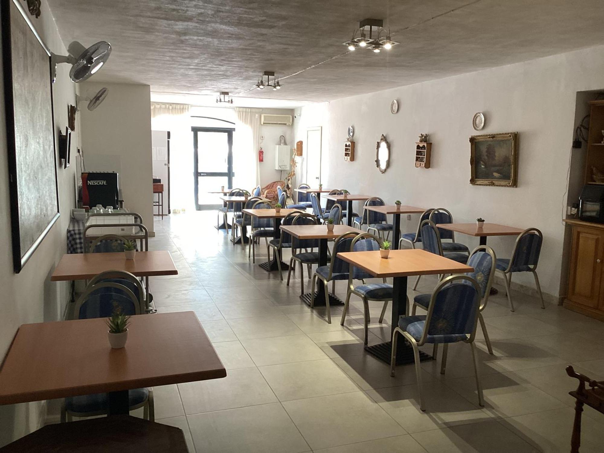 Whitestar Guesthouse Салина Экстерьер фото