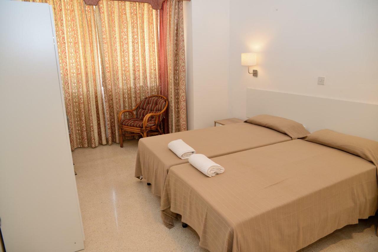 Whitestar Guesthouse Салина Экстерьер фото