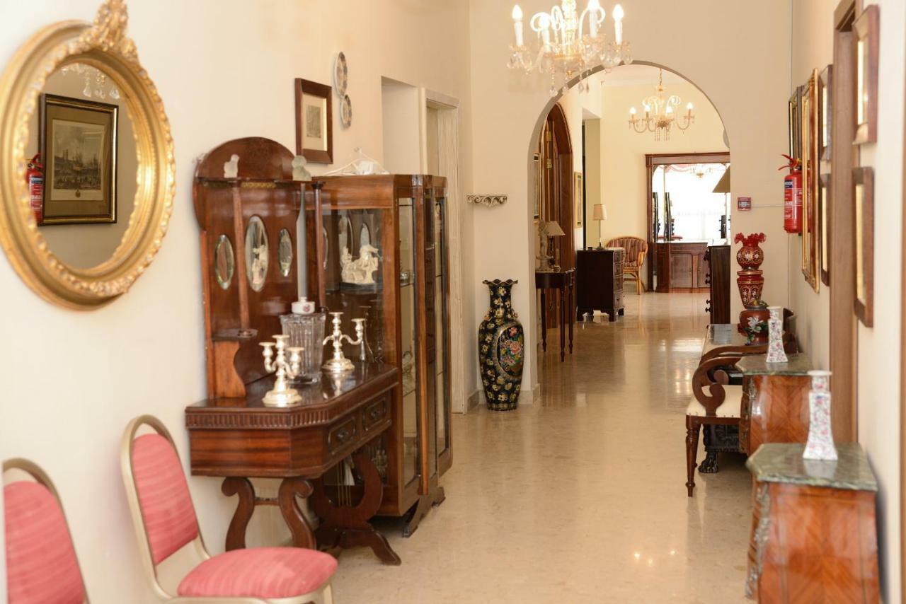 Whitestar Guesthouse Салина Экстерьер фото