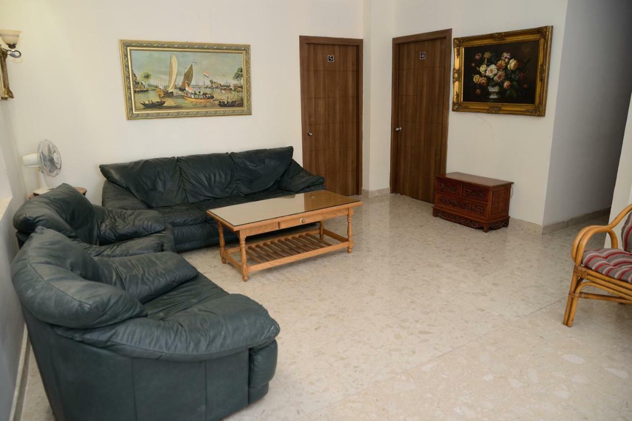 Whitestar Guesthouse Салина Экстерьер фото